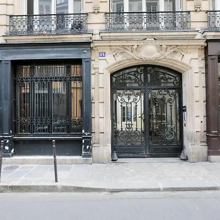 Luxurious Parisian Párizs
