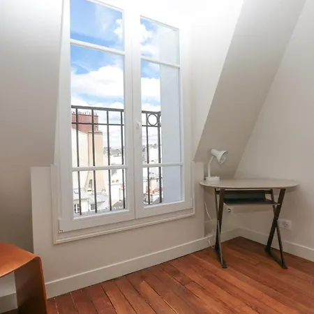 Apartman Luxurious Parisian *